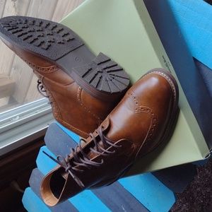 Men's Lace Up Wing Tip Ankle Boot